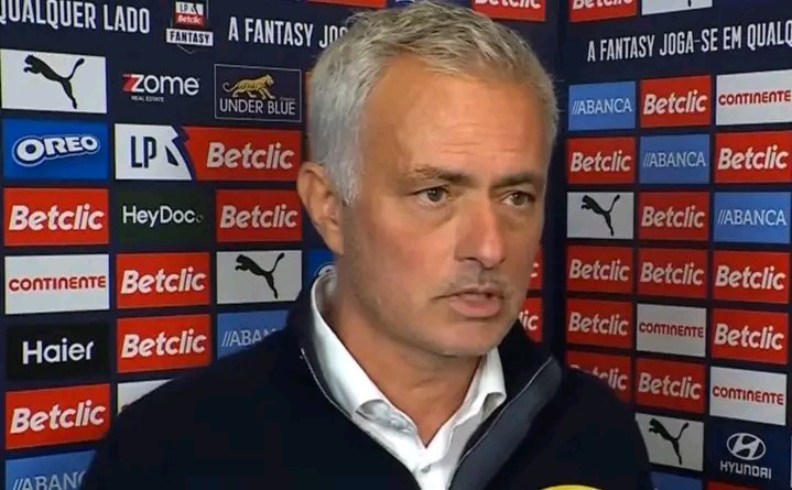 Mourinho sem papas na língua após derrota do Benfica: