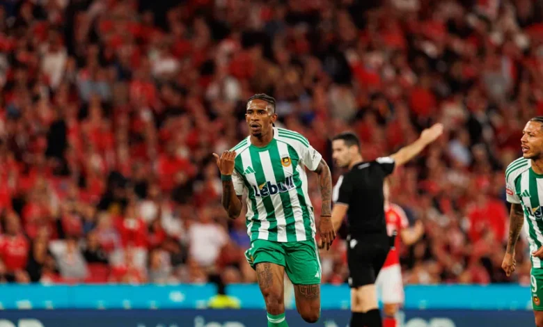 De acordo com as informações a que A BOLA teve acesso, André Luiz, autor de 5 golos em 16 jogos pelos vila-condenses na presente