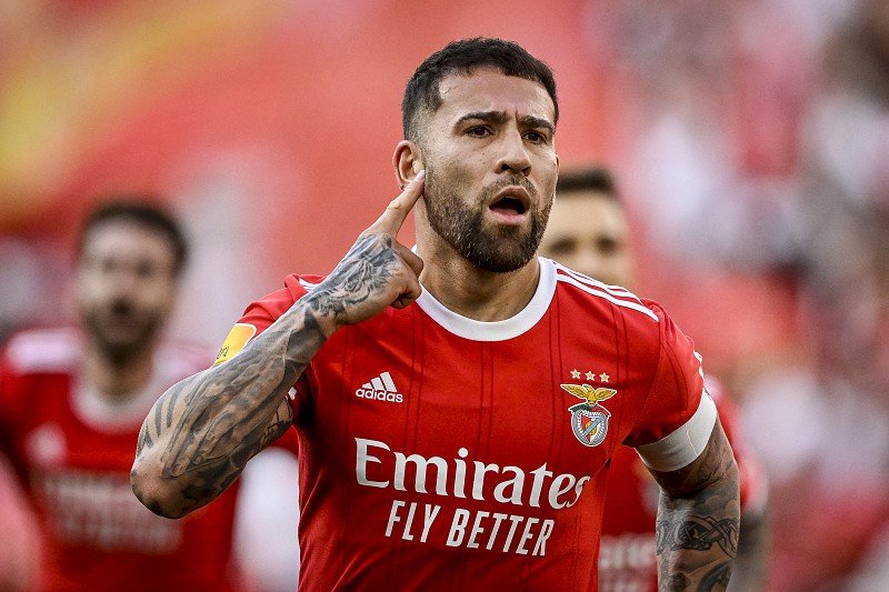Nicolás Otamendi